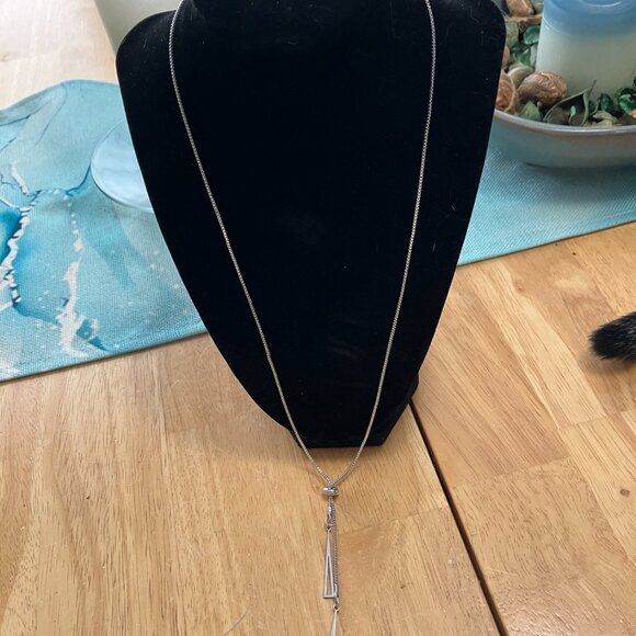 Silver Lariat with Sliding Length Adjuster  EUC - Picture 3 of 8